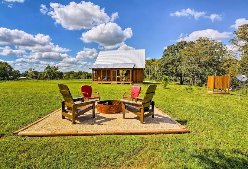 Greenfield Cabin W/ Screened In Porch & Fire Pit!