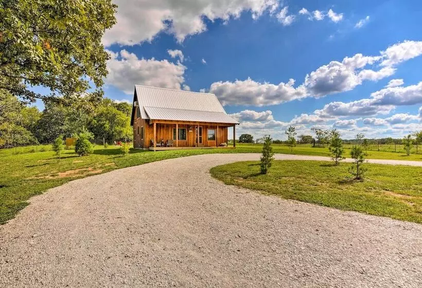 Greenfield Cabin W/ Screened In Porch & Fire Pit!