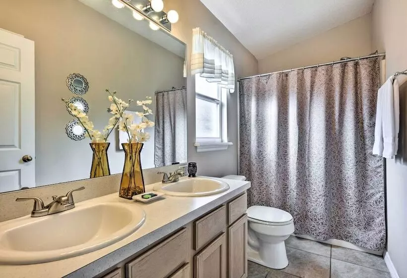 Clermont Home W/ Pool & Game Room: 10 Mi To Parks!