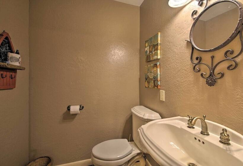 Inviting Home W/ Pool & Hot Tub On Table Rock Lake