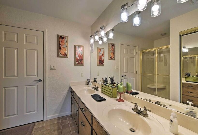 Inviting Home W/ Pool & Hot Tub On Table Rock Lake