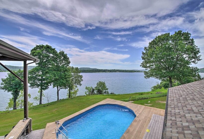 Inviting Home W/ Pool & Hot Tub On Table Rock Lake