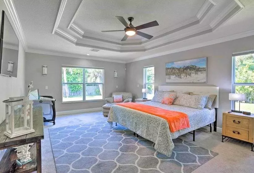 Private Pool & Steps To Ocean: Island Beach House!