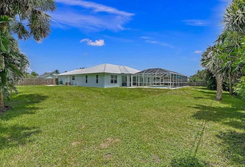 Private Pool & Steps To Ocean: Island Beach House!