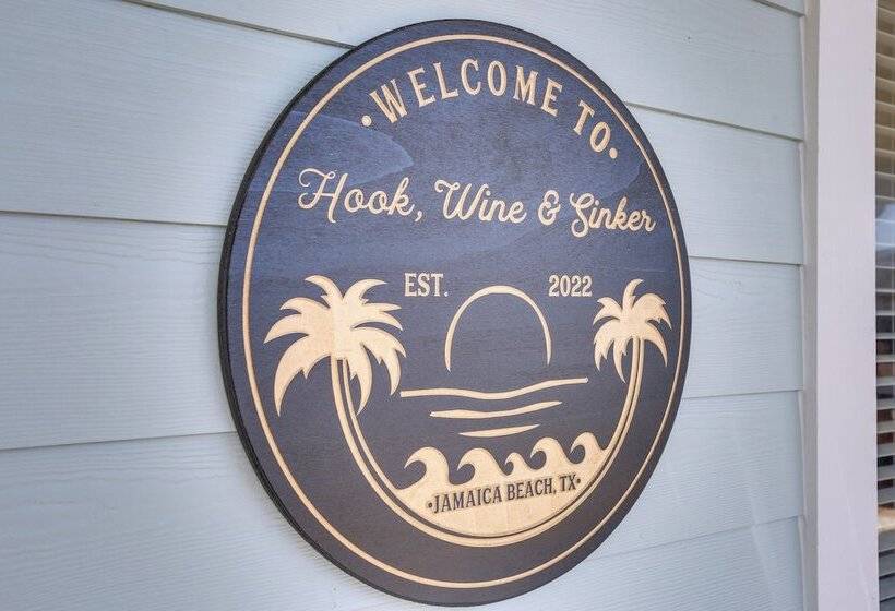 Jamaica Beach Canal Home W/ Private Boat Dock!