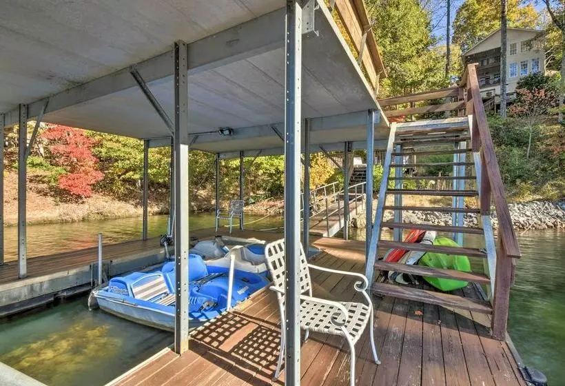 Lake Keowee Escape W/ Dock, Deck & Lake Access!