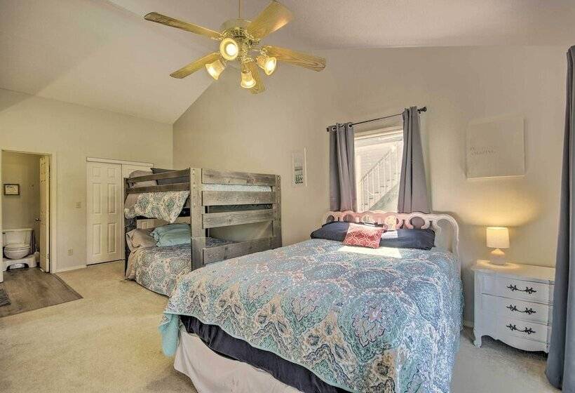 Lakefront Rocky Mount Home W/ Private Dock!