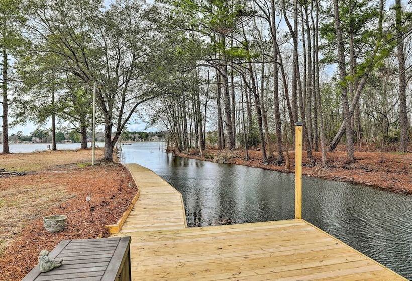 Lakeside Happiness: Home On Lake Moultrie!