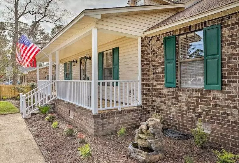 Lakeside Happiness: Home On Lake Moultrie!