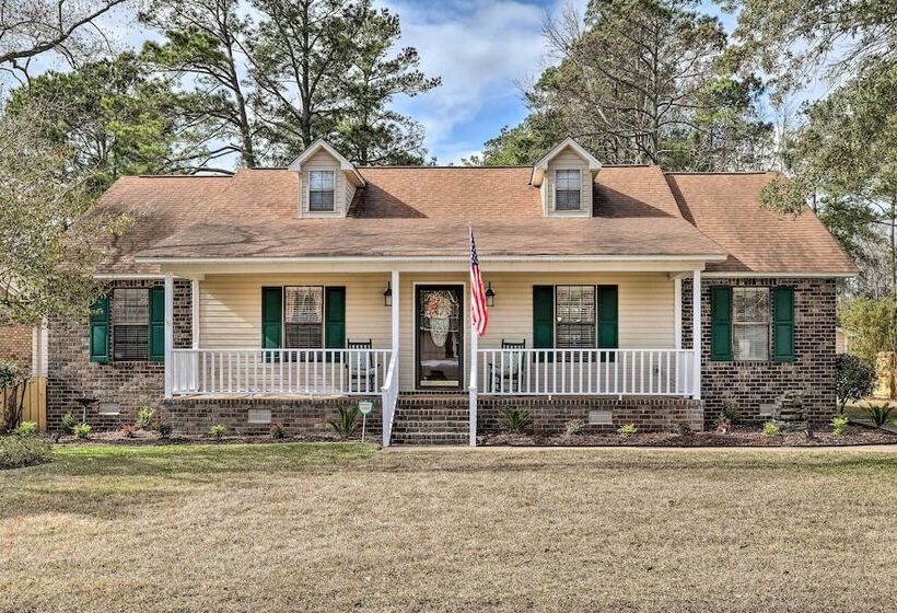 Lakeside Happiness: Home On Lake Moultrie!