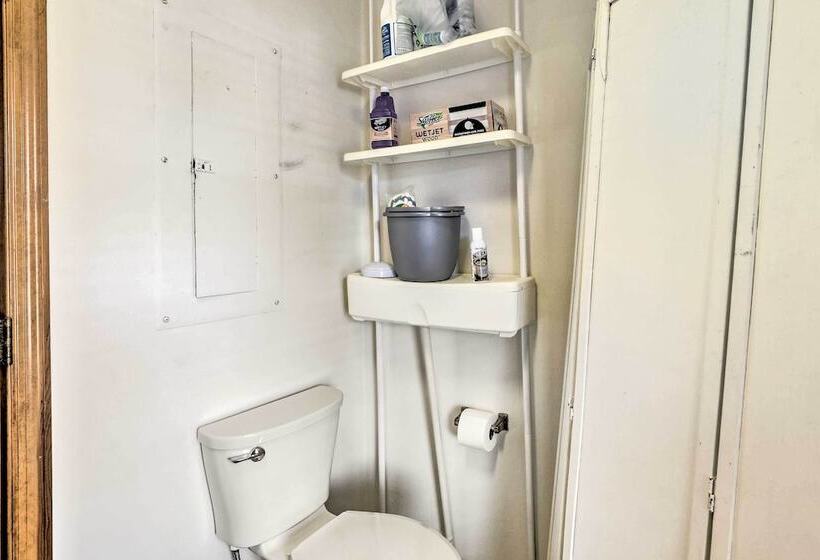 Lakeside Happiness: Home On Lake Moultrie!