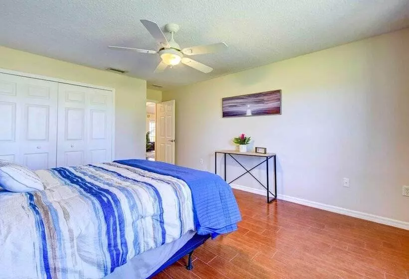 Private Bradenton Estate Home On 10 Acres W/ Pool