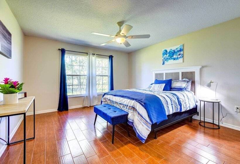 Private Bradenton Estate Home On 10 Acres W/ Pool