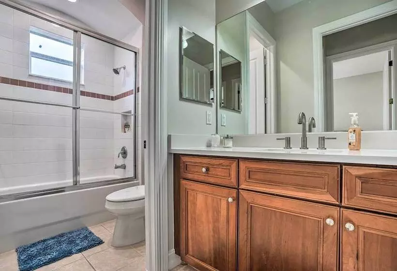 Luxury Naples Home W/ Private Pool & Hot Tub!