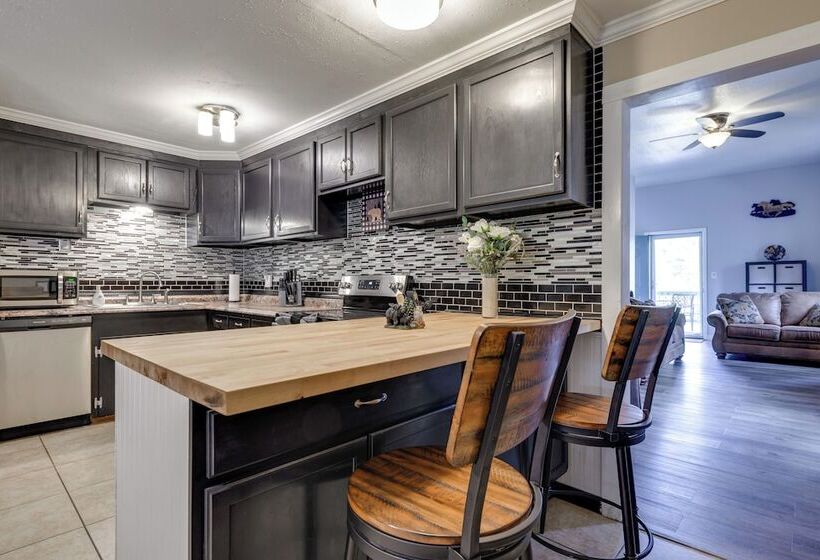 Majestic Pines  Ruidoso Retreat W/ New Hot Tub!