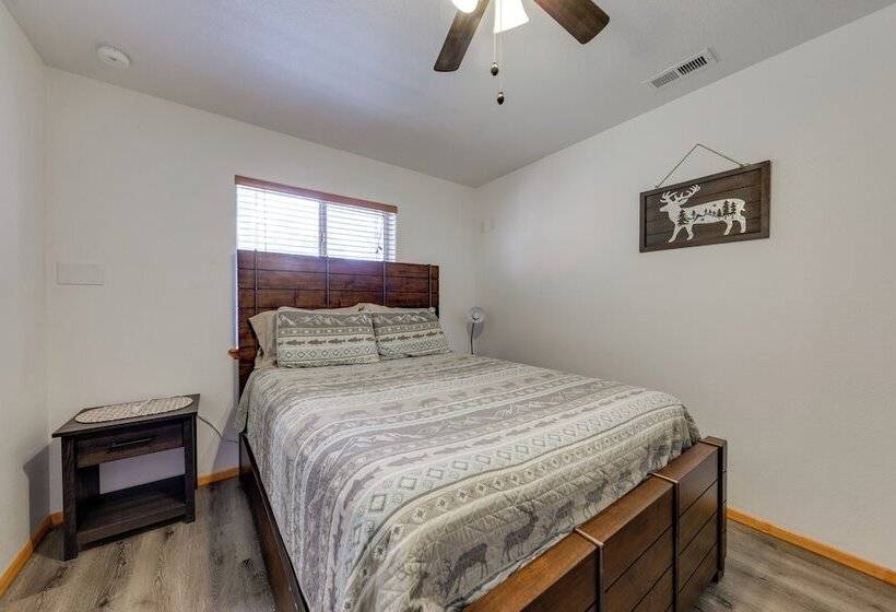 Majestic Pines  Ruidoso Retreat W/ New Hot Tub!