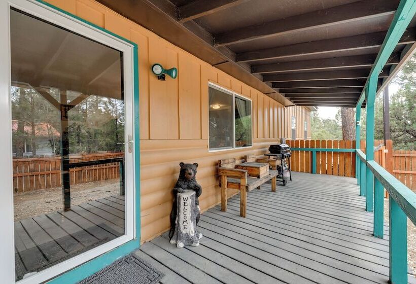 Majestic Pines  Ruidoso Retreat W/ New Hot Tub!