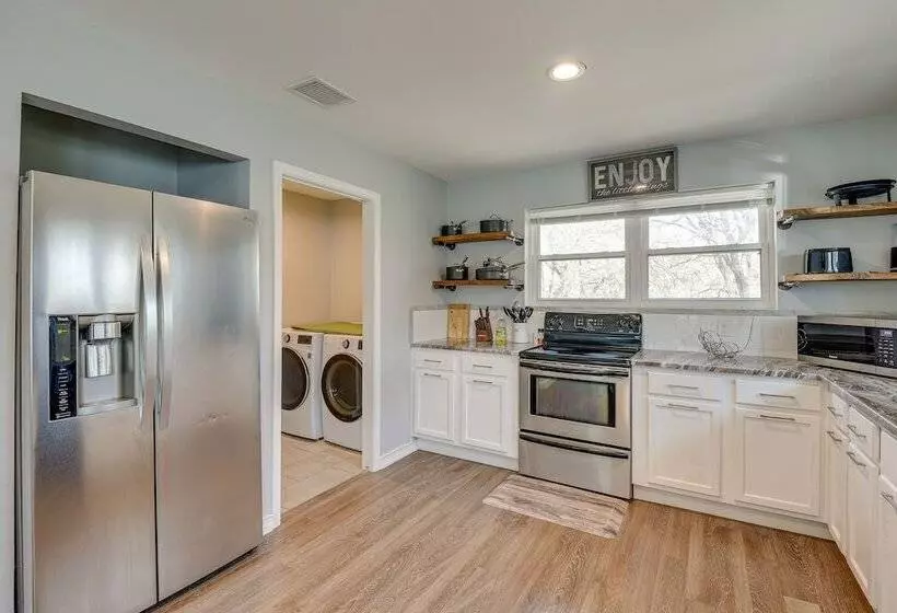 Modern Flower Mound Home < 2 Mi To River Walk