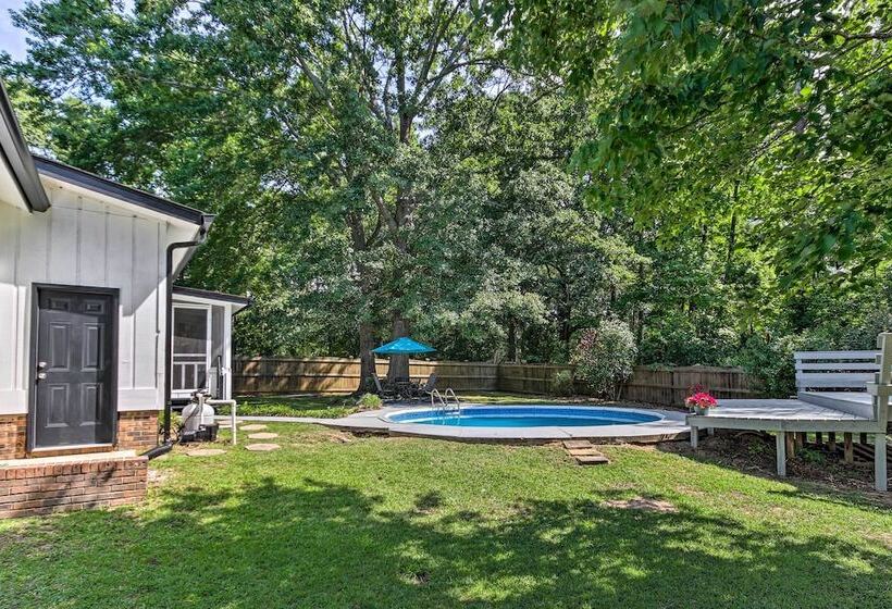 Modern Lexington Retreat W/ Backyard & Pool!