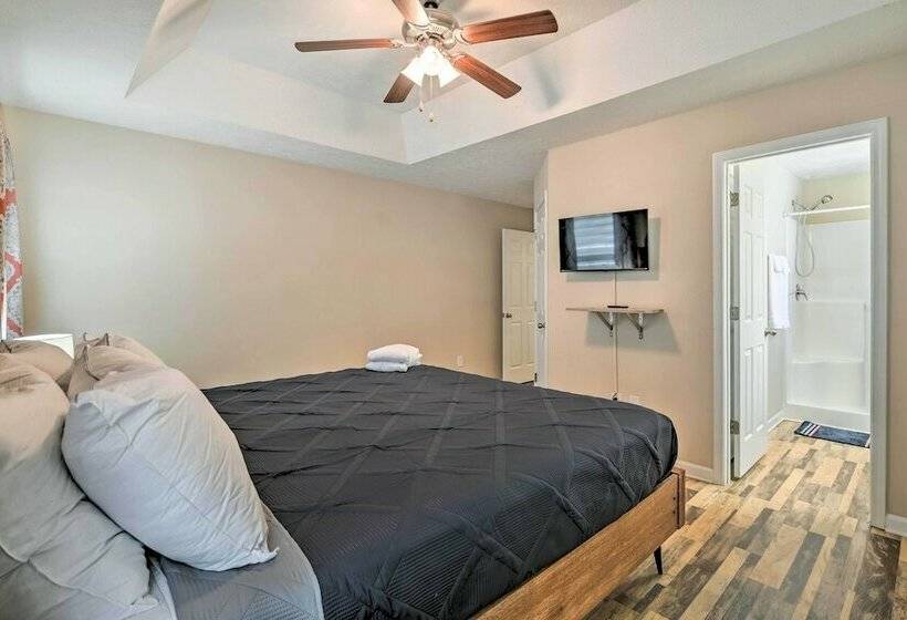 Murrells Inlet Home W/ Patio ~ 3 Mi To Beach!