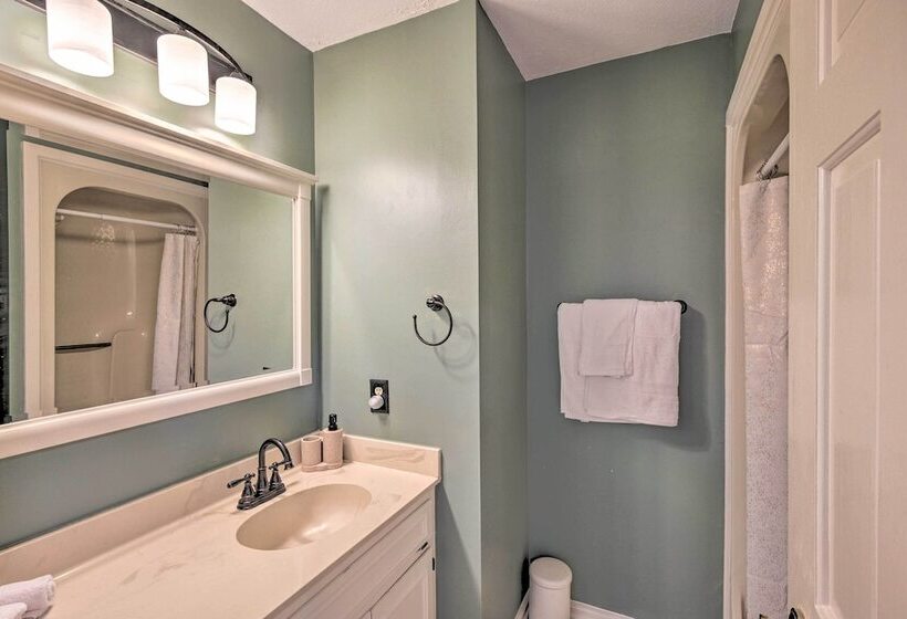 2 Mi To Beach: Myrtle Beach Golf Course Escape!