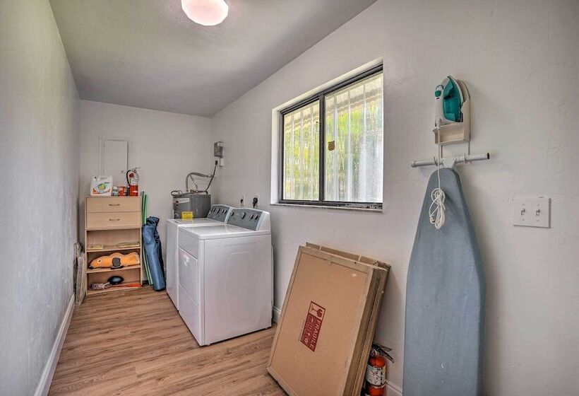 Naples Home W/ Private Pool: 6 Mi To Dtwn!