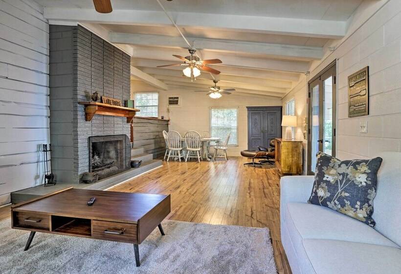 Peaceful Escape W/ Boat Dock On Lake Talquin!