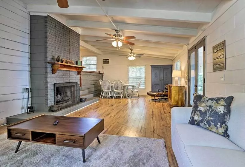 Peaceful Escape W/ Boat Dock On Lake Talquin!