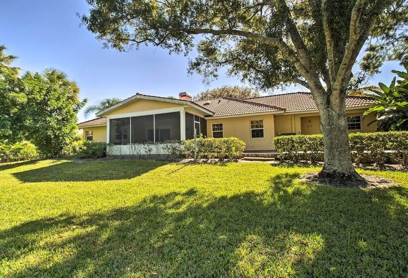 Pet Friendly Home In Vero Beach, 1 Mi To Beach!