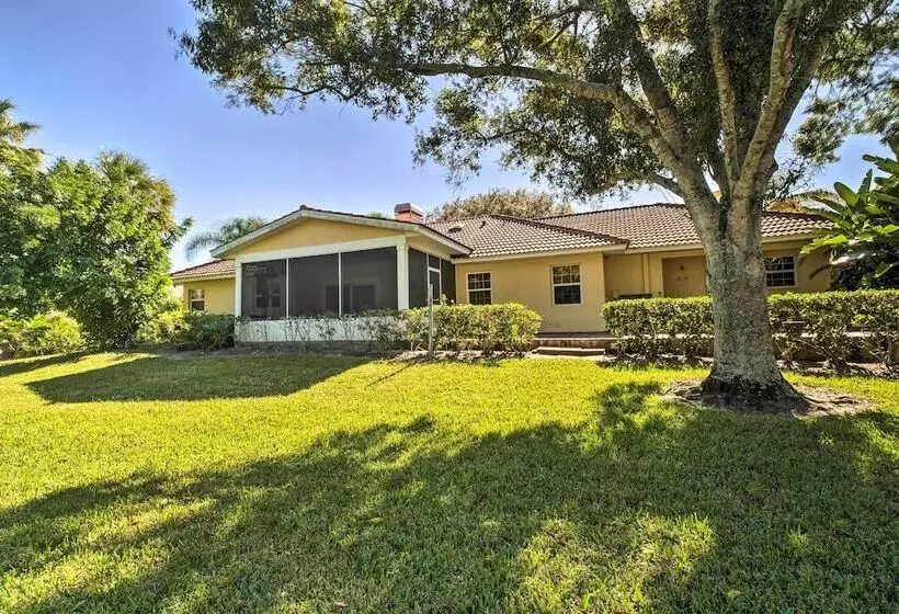 Pet Friendly Home In Vero Beach, 1 Mi To Beach!