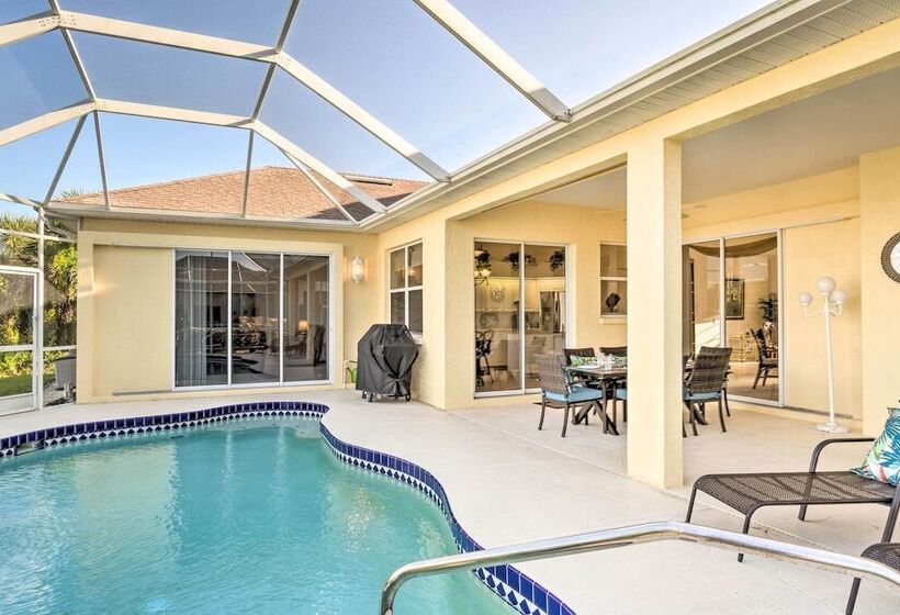 Port Charlotte Home On Canal W/ Lanai & Pool!