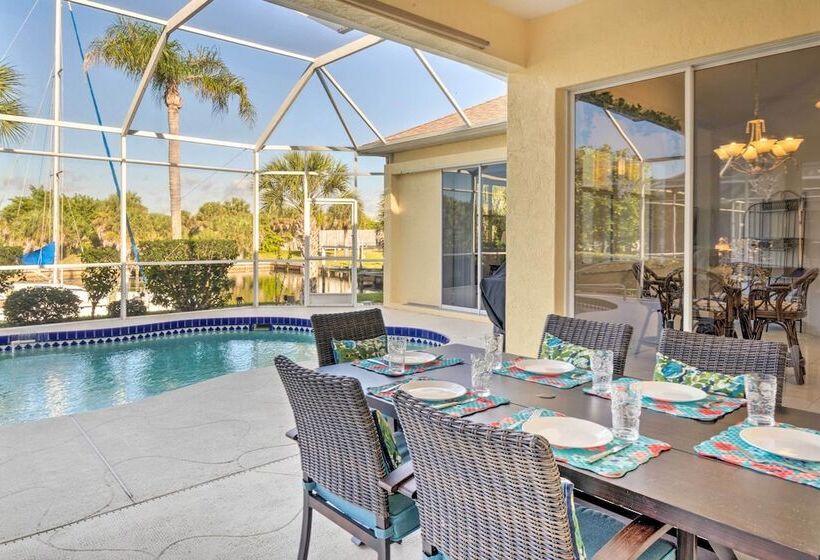 Port Charlotte Home On Canal W/ Lanai & Pool!