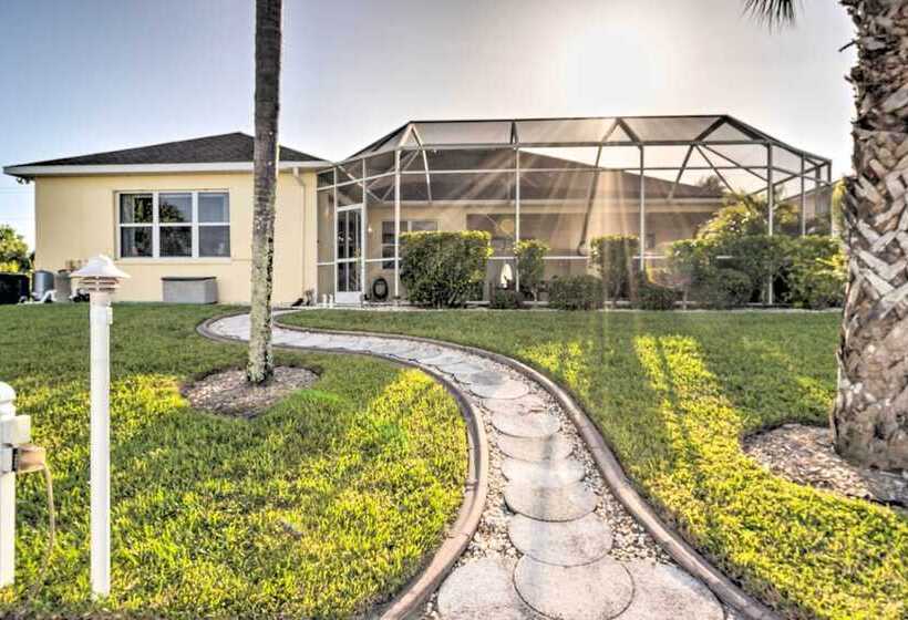 Port Charlotte Home On Canal W/ Lanai & Pool!