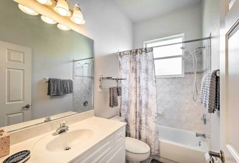 Port Charlotte Home On Canal W/ Lanai & Pool!