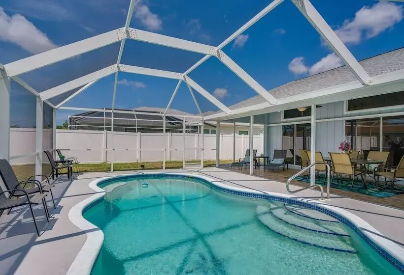 Port Charlotte Home W/ Pool   8 Mi To Beaches!