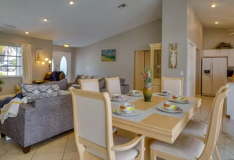 Port Charlotte Home W/ Pool   8 Mi To Beaches!