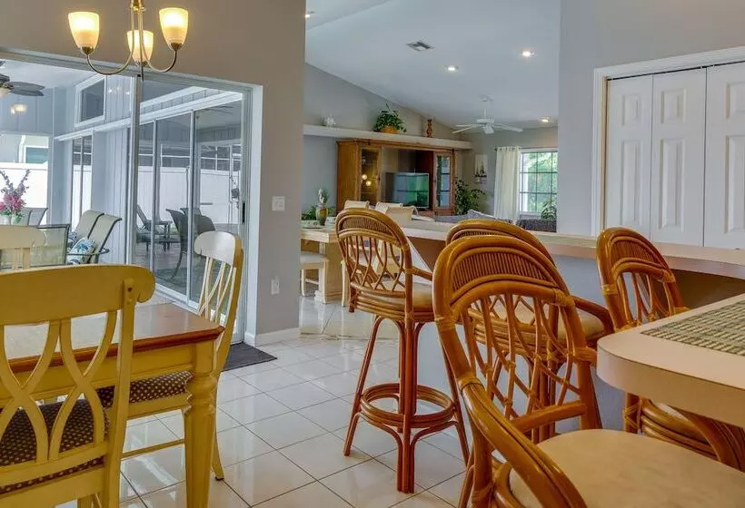 Port Charlotte Home W/ Pool   8 Mi To Beaches!