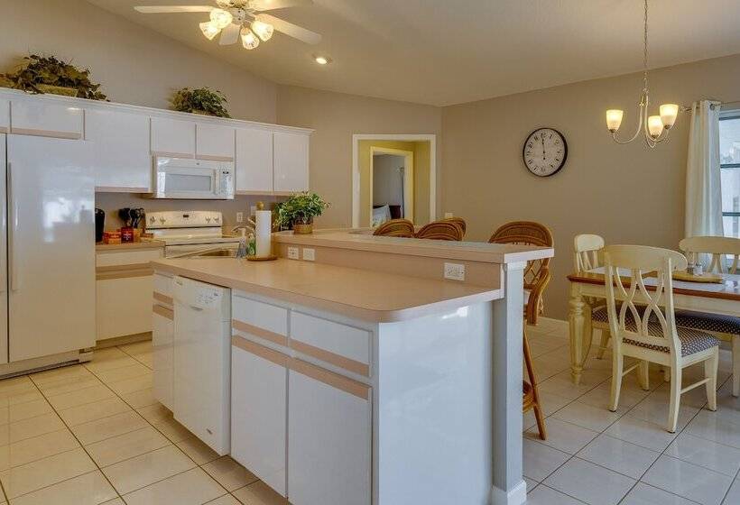 Port Charlotte Home W/ Pool   8 Mi To Beaches!