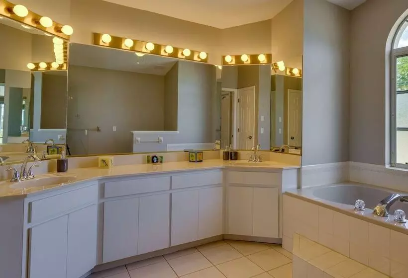 Port Charlotte Home W/ Pool   8 Mi To Beaches!