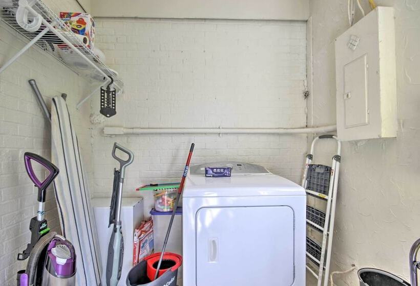 Quiet Columbia Home W/ Fire Pit & Pool Table!