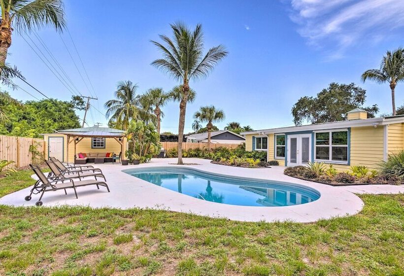 Stuart Home W/ Pool Close To Dtwn & Beaches