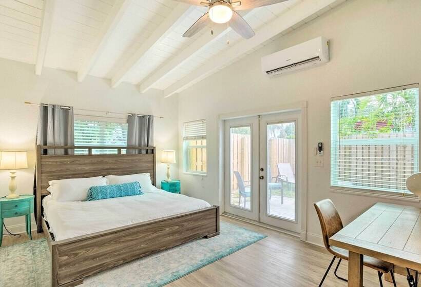 Stuart Home W/ Pool Close To Dtwn & Beaches