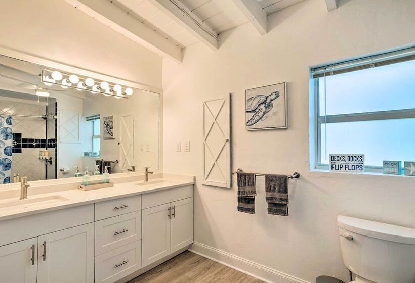 Stuart Home W/ Pool Close To Dtwn & Beaches
