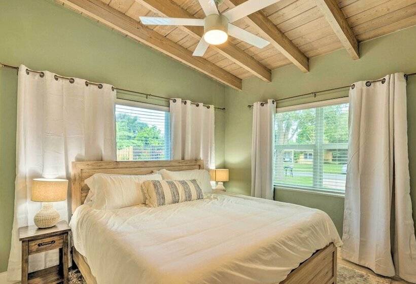 Stuart Home W/ Pool Close To Dtwn & Beaches