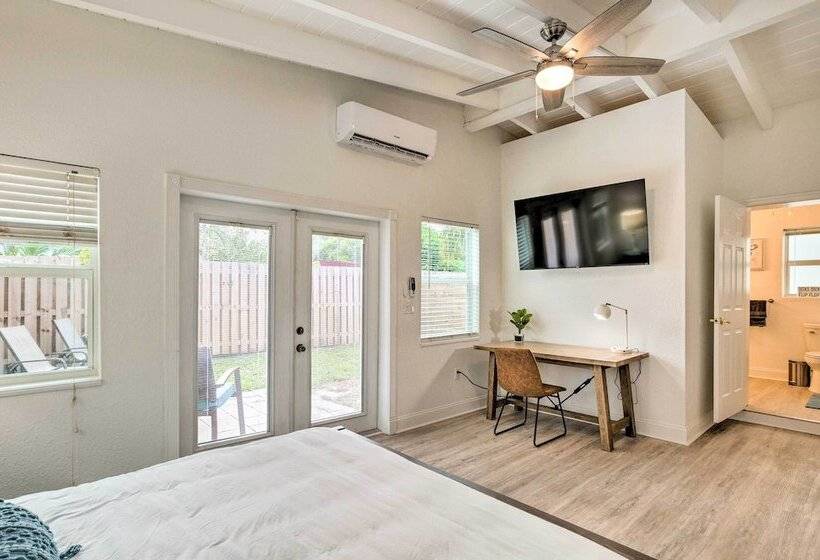 Stuart Home W/ Pool Close To Dtwn & Beaches