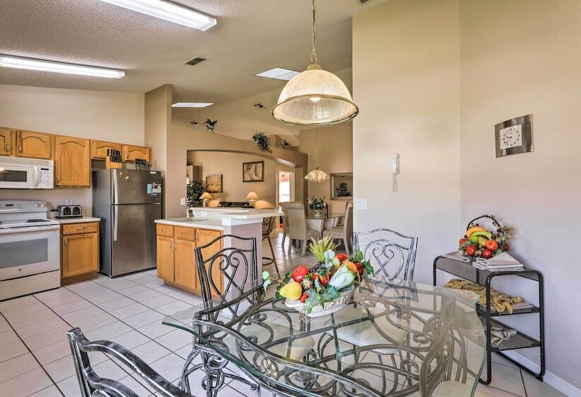 Home W/ Private Pool & Hot Tub ~ 4 Mi To Disney!