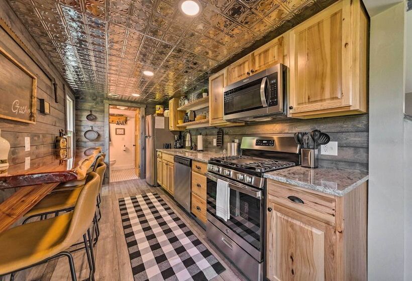 The Reubling House Modern Rustic Cabin!