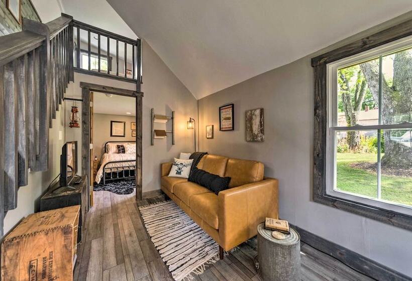 The Reubling House Modern Rustic Cabin!