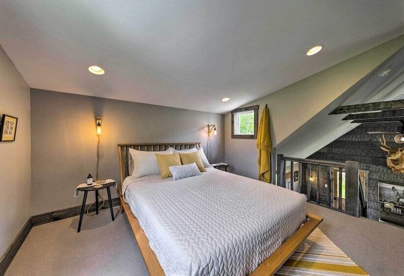 The Reubling House Modern Rustic Cabin!