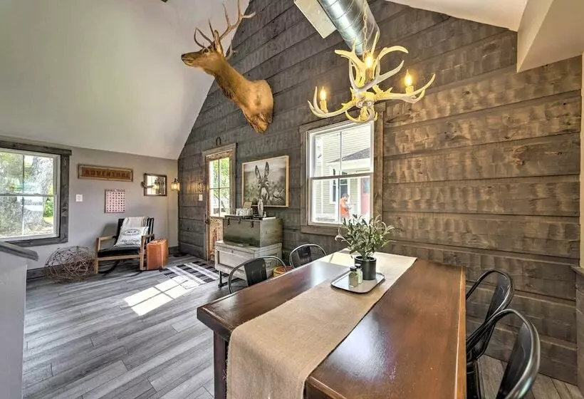 The Reubling House   Modern Rustic Cabin!